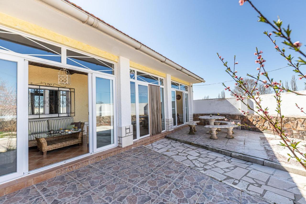 Waou Deluxe Cottage Titulcia Kültér fotó